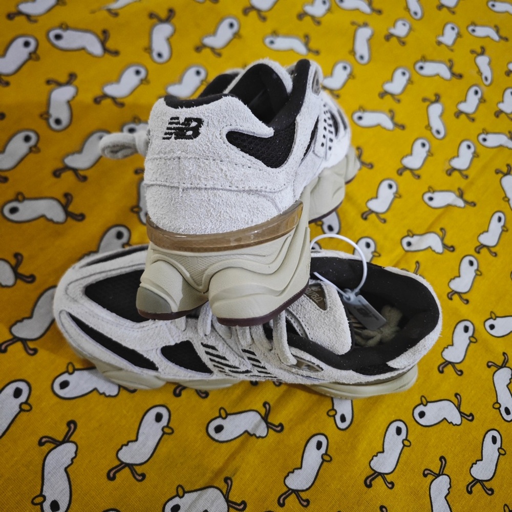 New Balance White and Black Athletic Lace-Up Sneakers - Picture 8 of 8